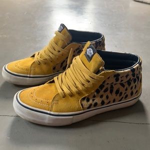 CHEETAH SUPREME VANS FOR $70